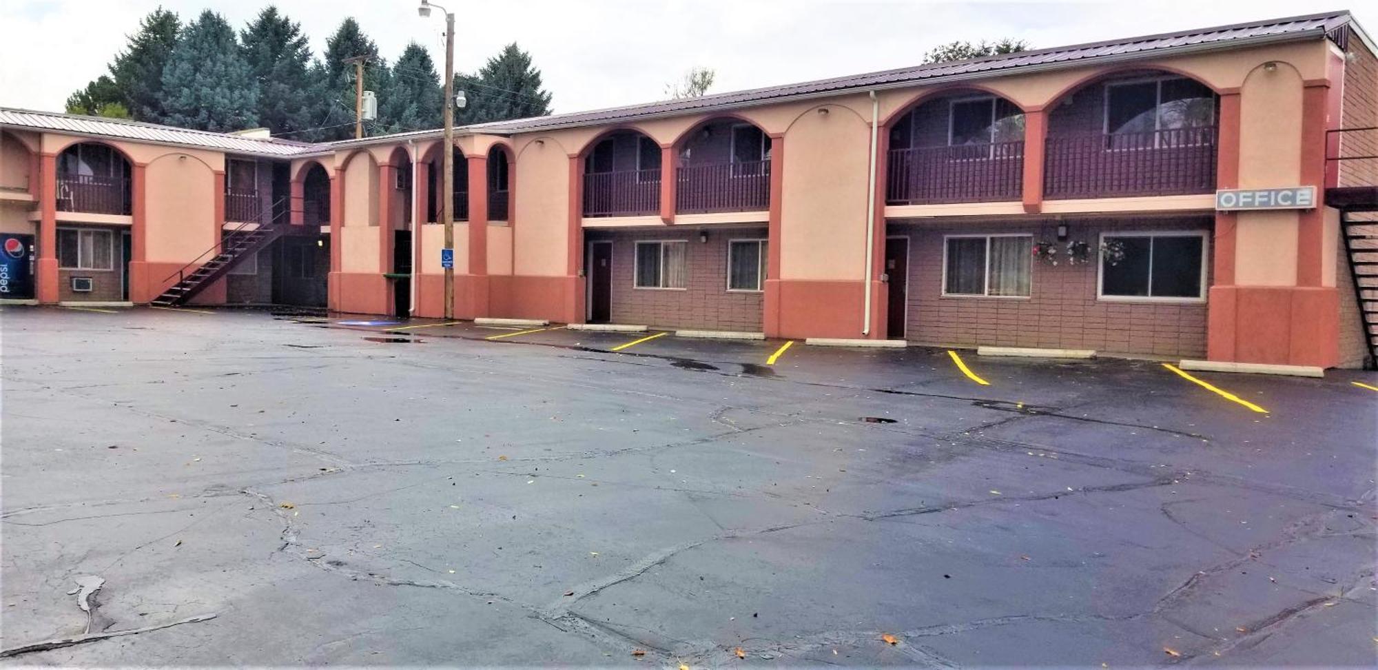 Town House Motor Inn Worland Ngoại thất bức ảnh